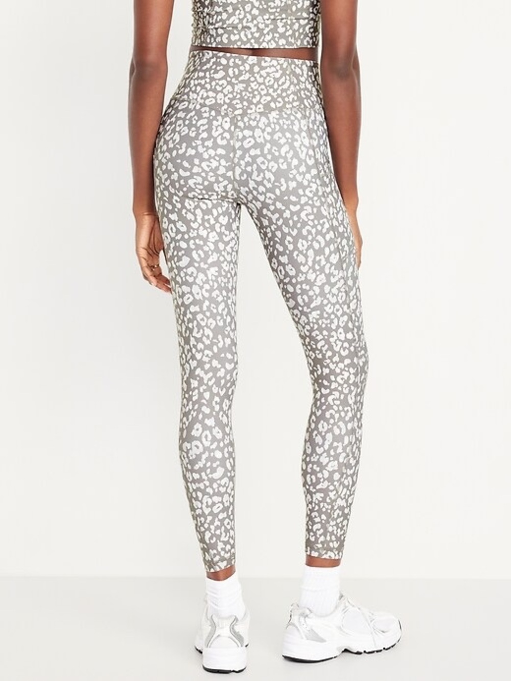 Old Navy 7/8 Powersoft High Waist Pocket Leggings Leopard